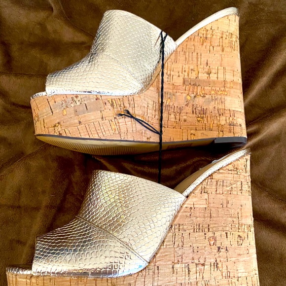 Express gold - Picture 1 of 3